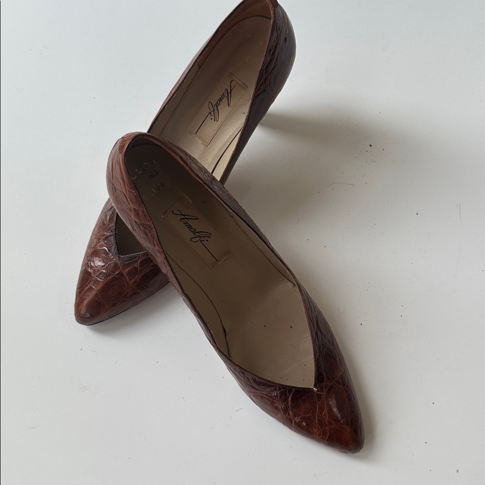 Amalfi Brown Croc-Embossed Heels